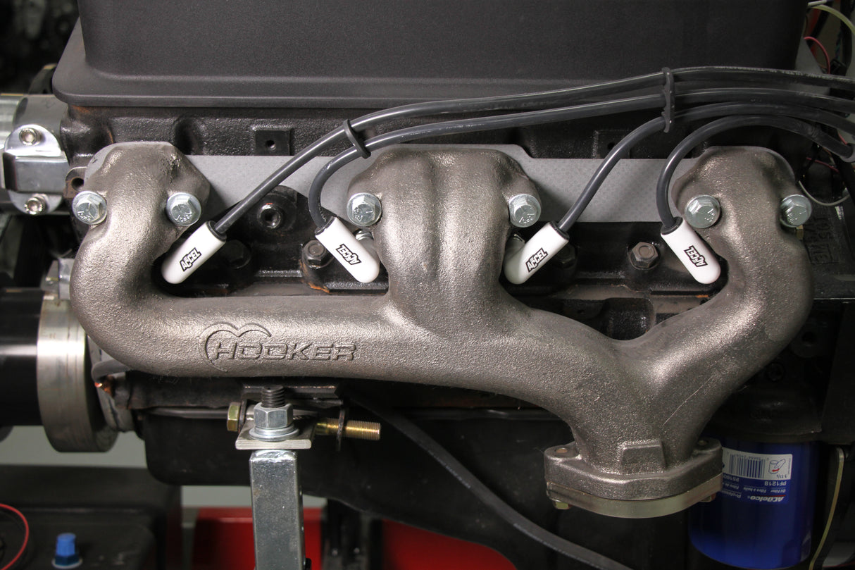 Hooker Small Block Chevrolet Exhaust Manifolds - 8527-3HKR