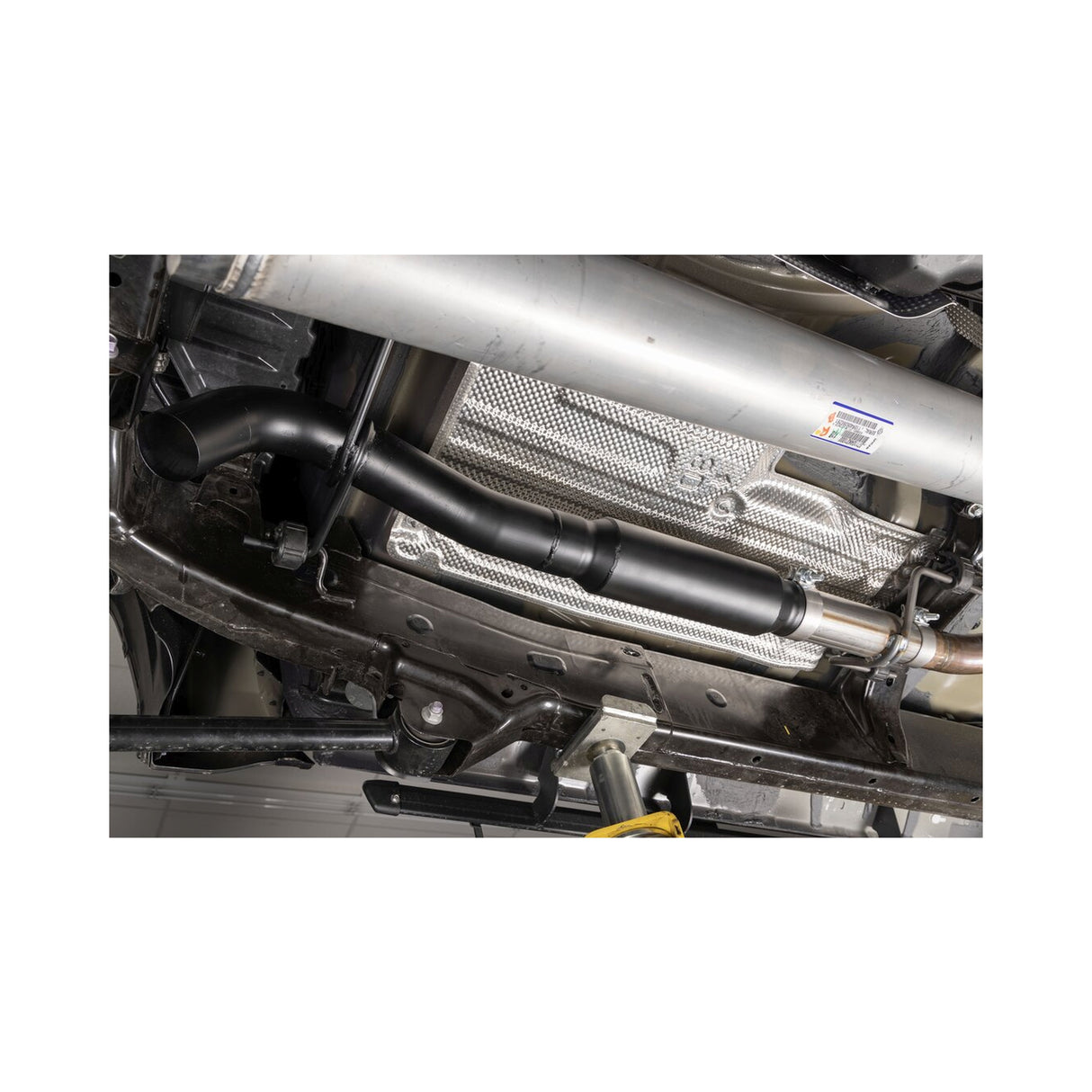 Flowmaster Outlaw Extreme Cat-back Exhaust System - 818177