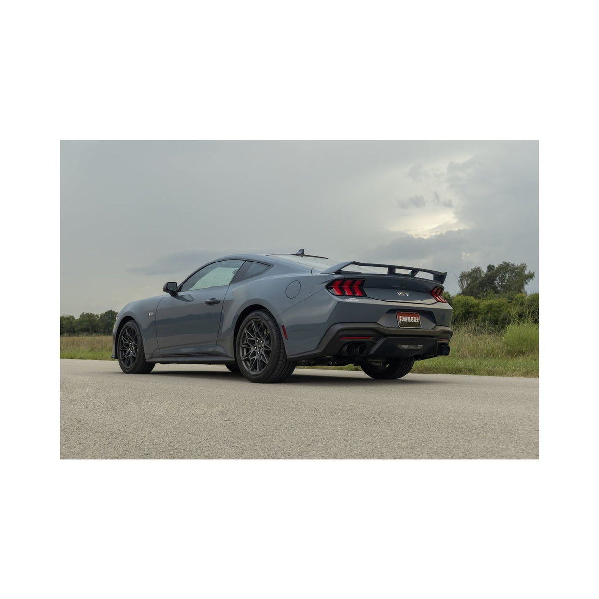 Flowmaster Outlaw Axle-Back Exhaust System - 818159