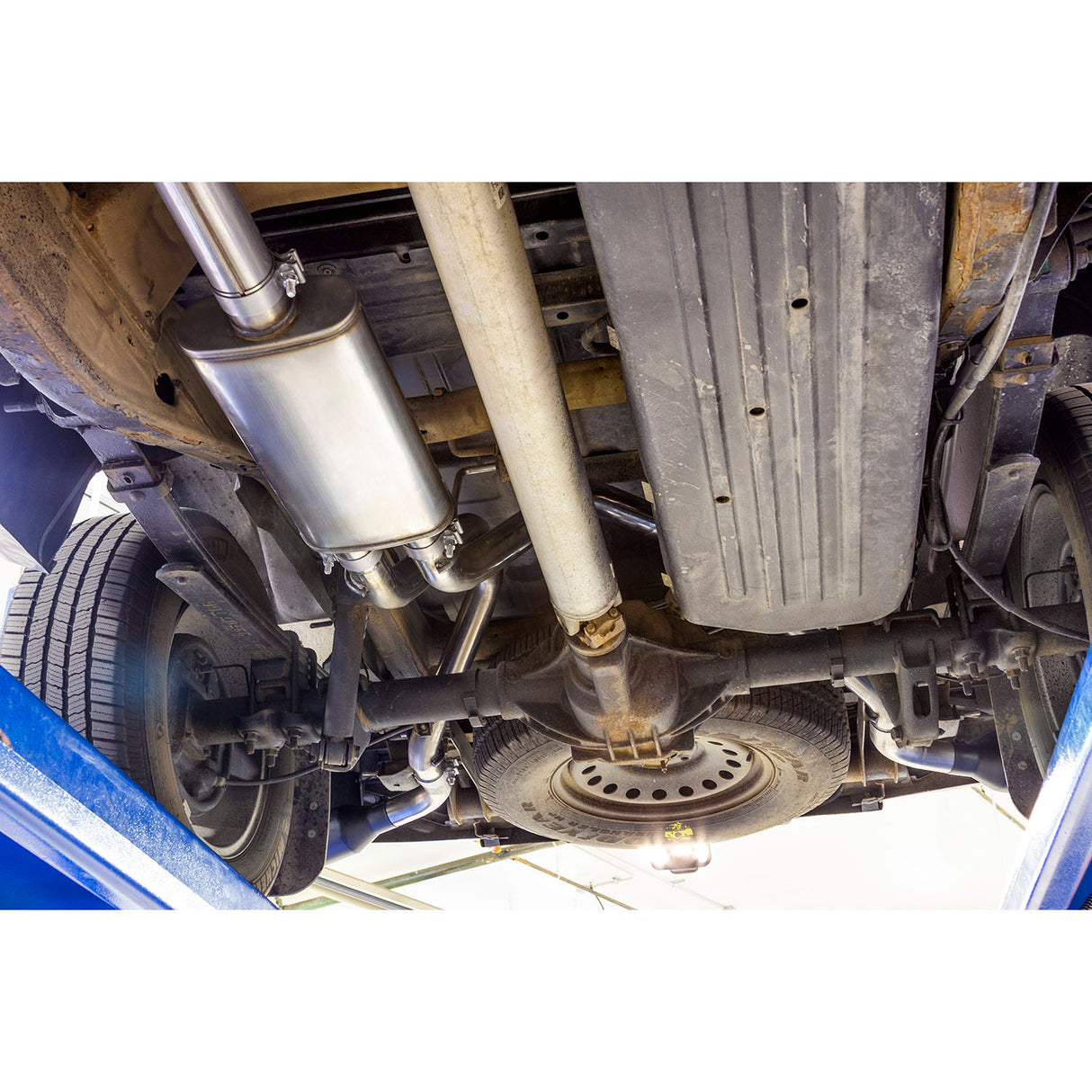 Flowmaster Flow FX Cat-Back Exhaust System - 717822