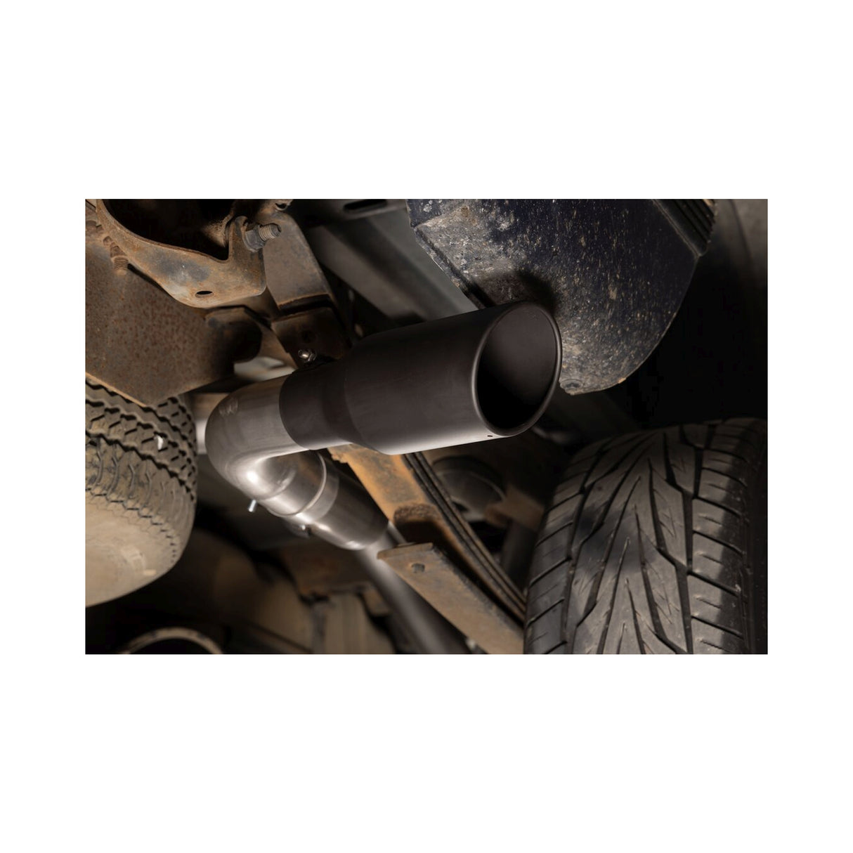 Flowmaster Outlaw Cat-back Exhaust System - 818191