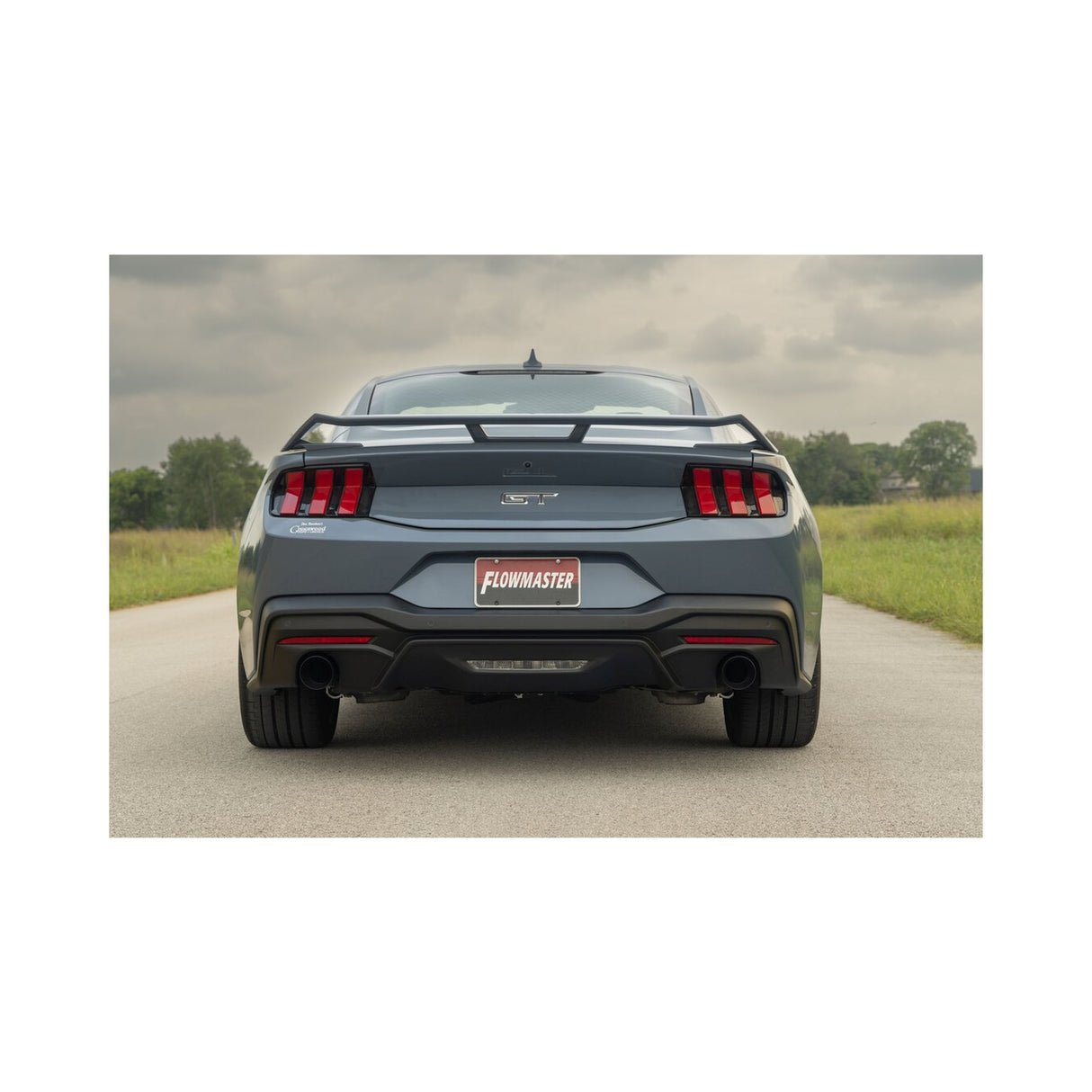 Flowmaster Outlaw Axle-Back Exhaust System - 818160