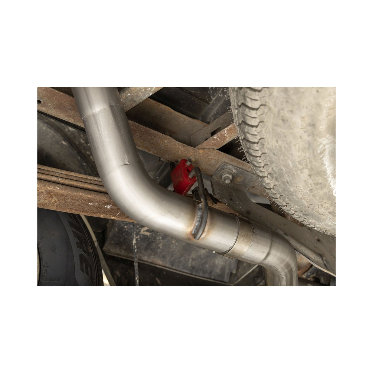 Flowmaster Outlaw Cat-Back Exhaust System - 818189
