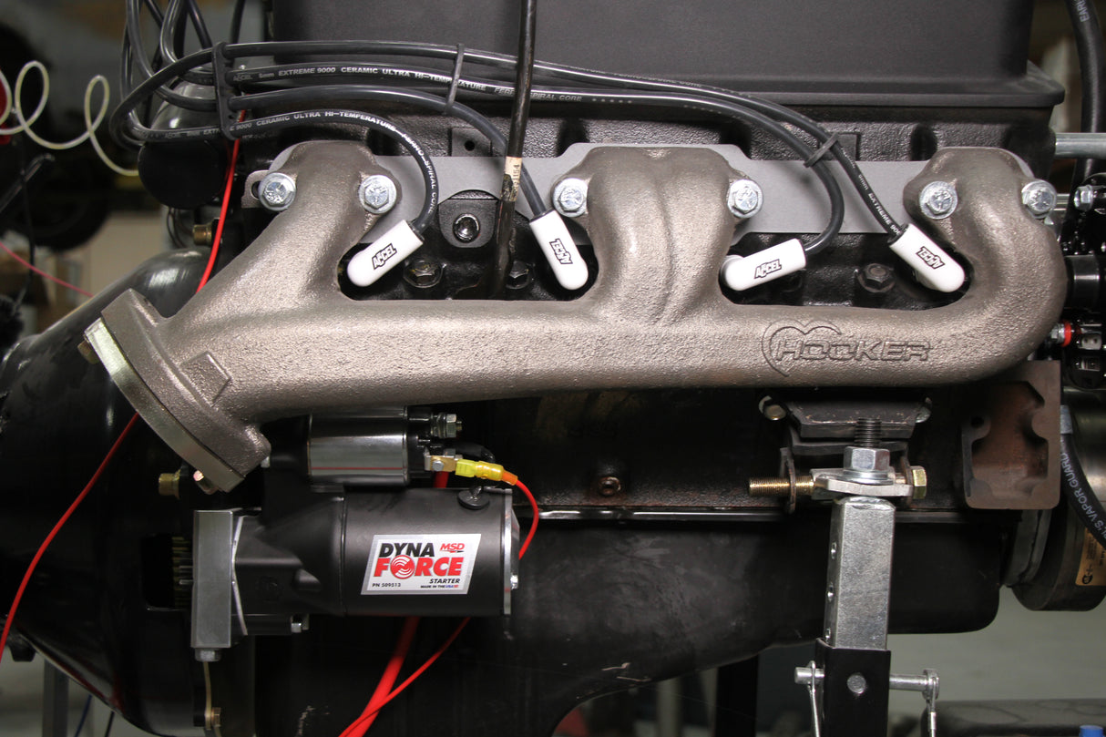 Hooker Small Block Chevrolet Exhaust Manifolds - 8525-1HKR