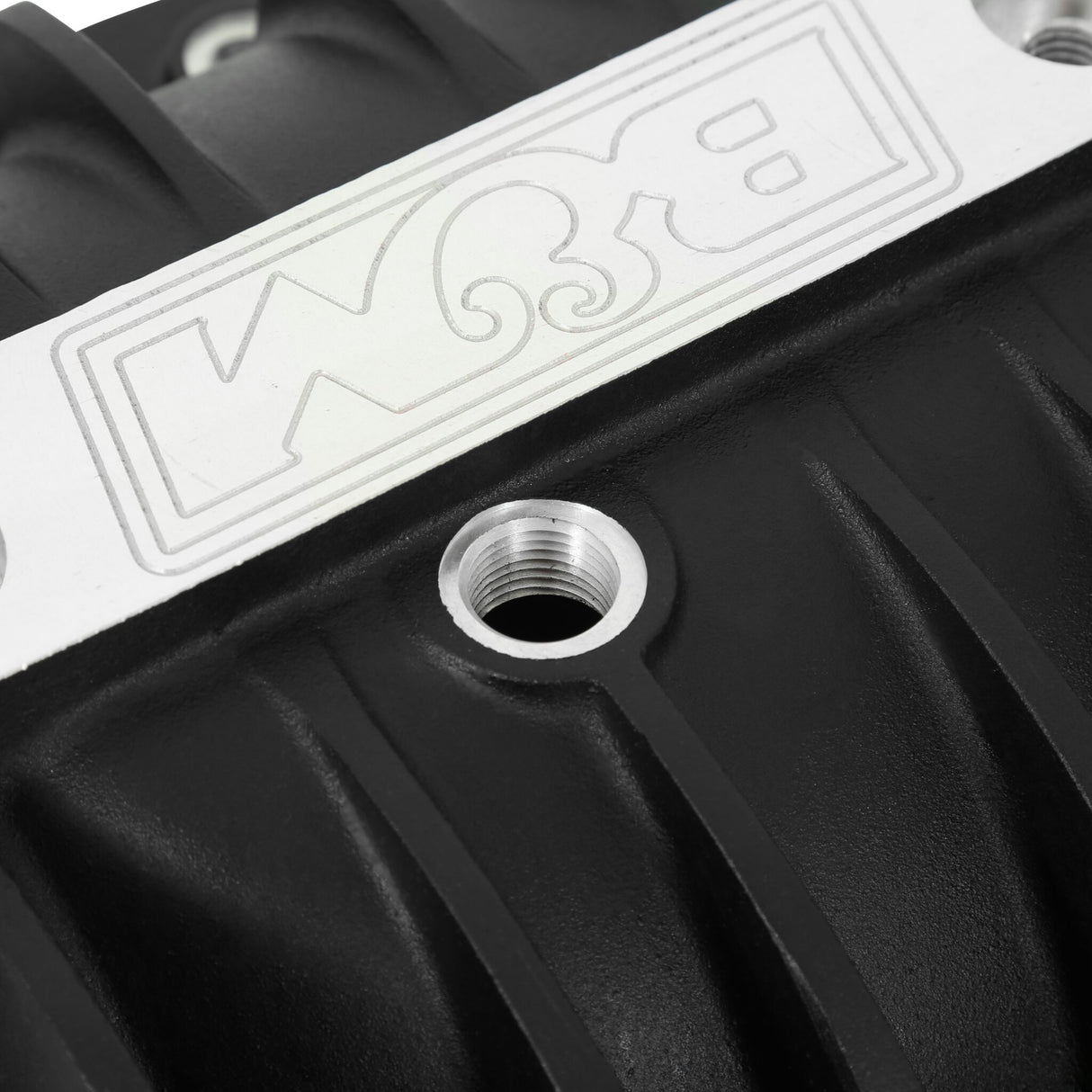 B&M Hi-Tek Aluminum Differential Cover for GM 10-Bolt - Black - 71502