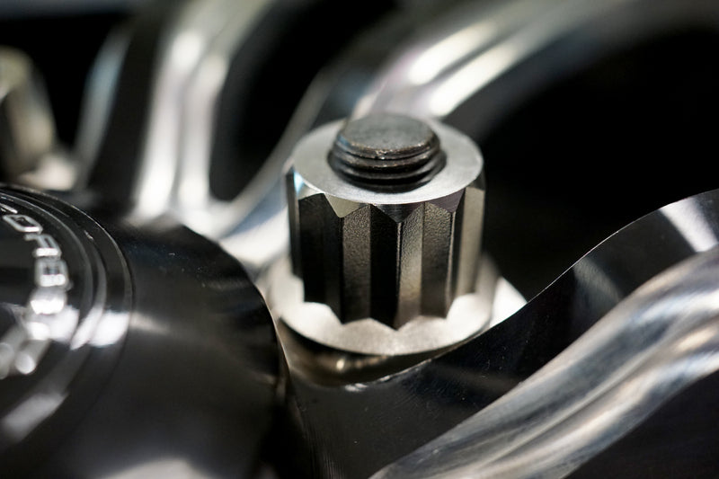 RTS Wheel Lug Nut w/Washer Kit, 1/2"-20, Grade 5 Titanium, 0.700" Shank, Drag Race, 5 Pack - RTSTI-LUG12