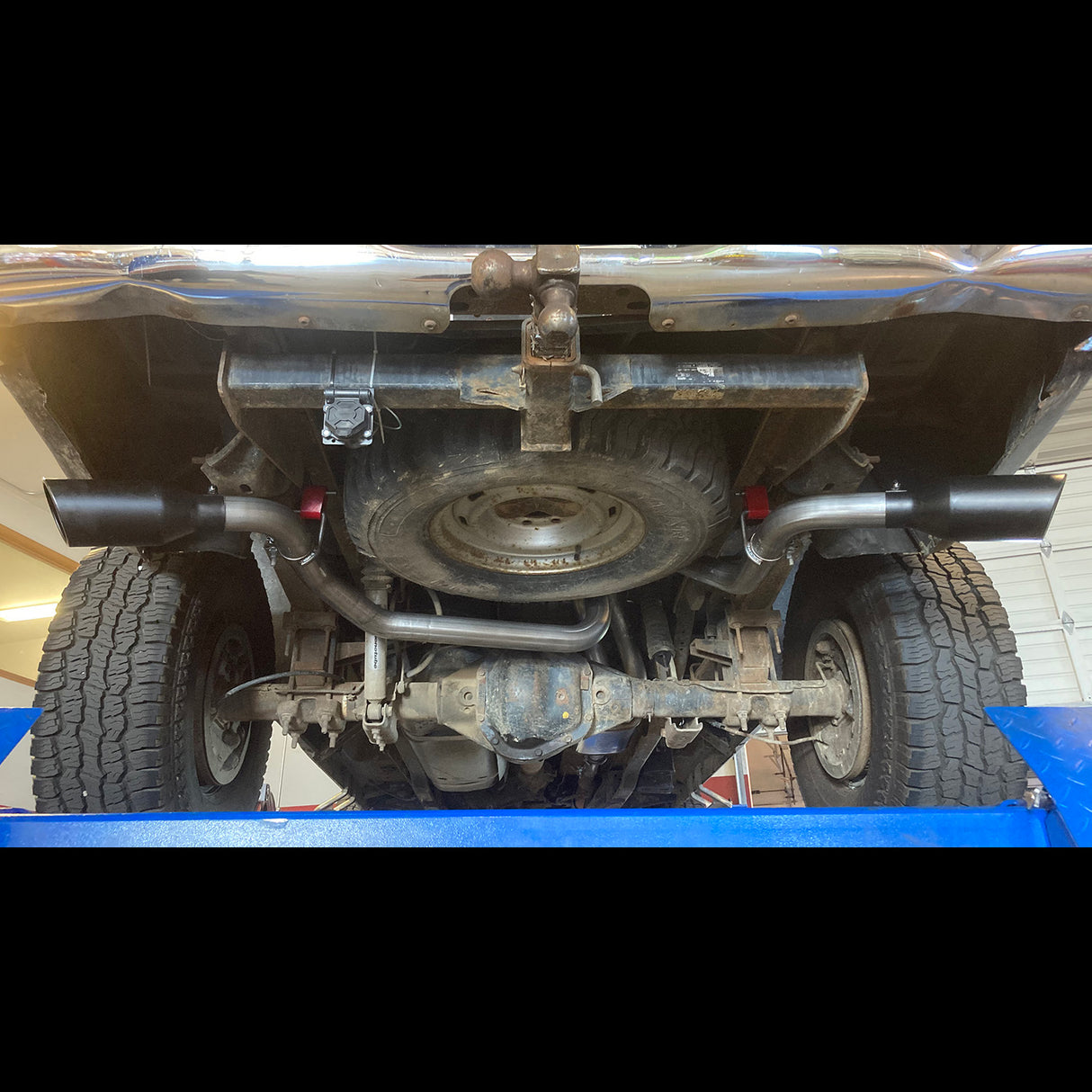 Flowmaster Flow FX Cat-Back Exhaust System - 717946