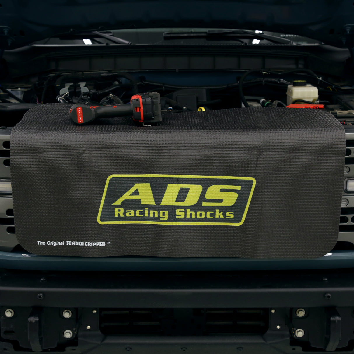 Fender Gripper ADS Racing Shocks Mat - FG2411