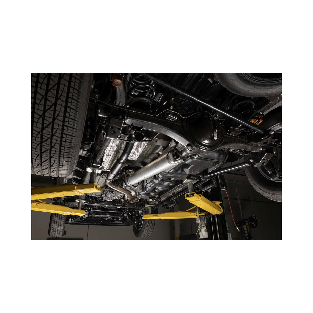 Flowmaster Outlaw Extreme Cat-back Exhaust System - 818177
