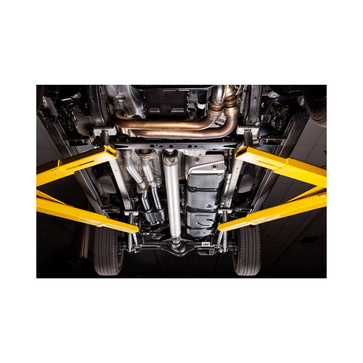 Flowmaster American Thunder Direct Fit Muffler - 818204