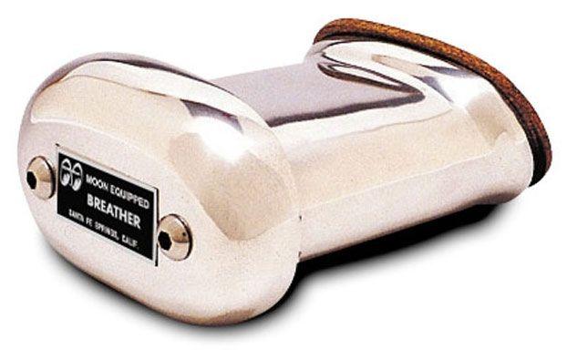 Mooneyes Bolt On Valve Cover Breather (MNMP1700) MNMP1700