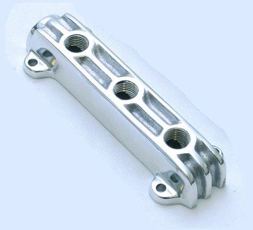 Roadster SO-CAL Speed Shop Finned Aluminium Fuel Block (SO300-6134) SO300-6134